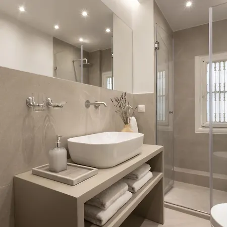 Loft In Acropolis Apartment